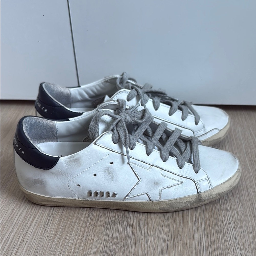Golden Goose Superstars